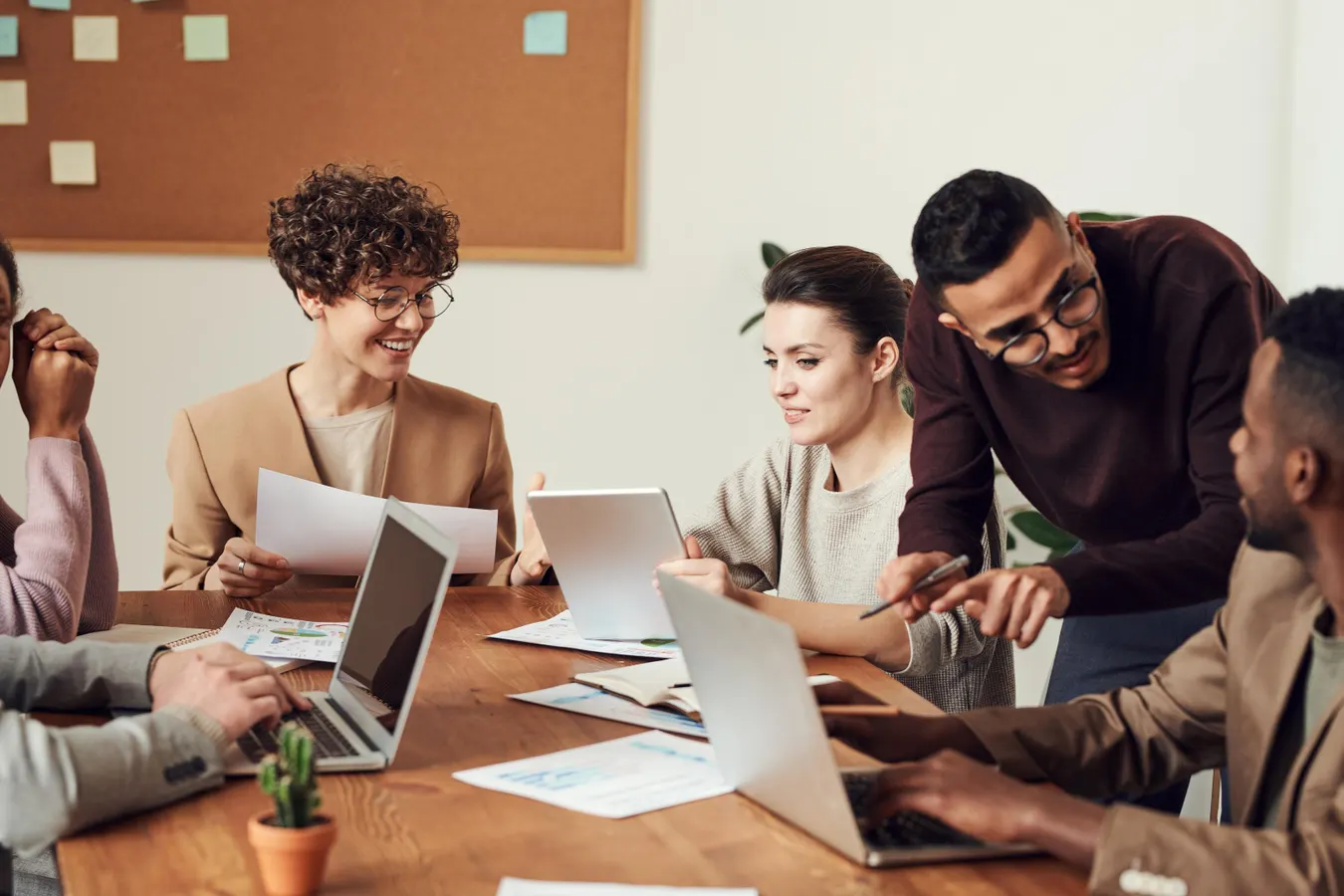 Headhunter: Die Brücke zwischen Unternehmen und Top-Talenten