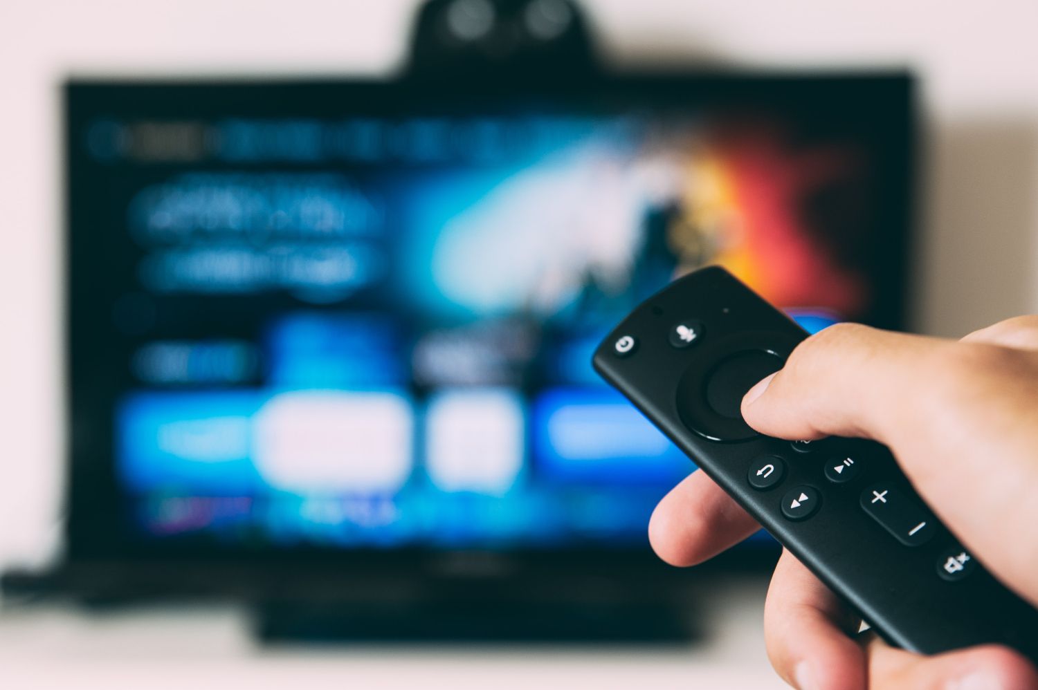Wie Unternehmen mit TV Werbung schalten ihre Reichweite im eigenen Viertel erhöhen können