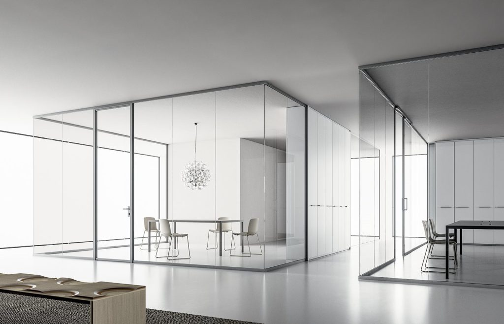 Flexible Raumgestaltung mit Glastrennwände Krefeld von Glasbau West